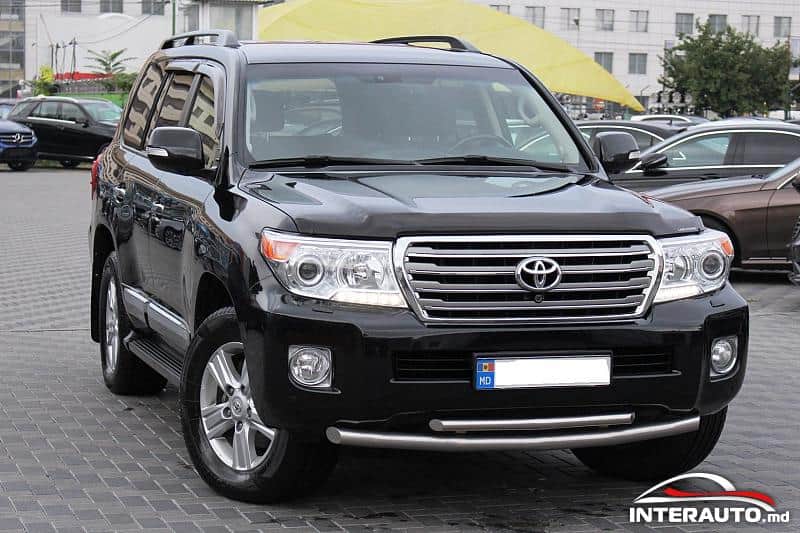 Toyota Land Cruiser 2012