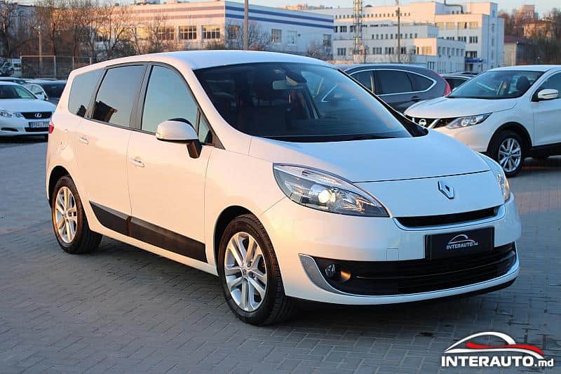 Renault Grand Scenic 2013