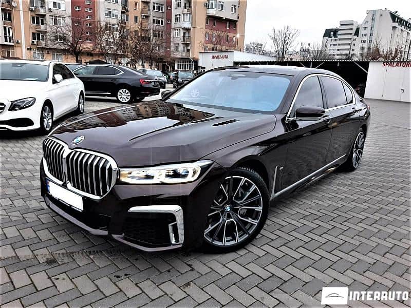 2020 BMW 730