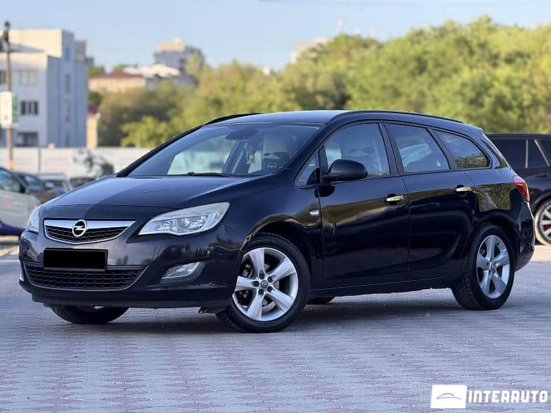 2011 Opel Astra