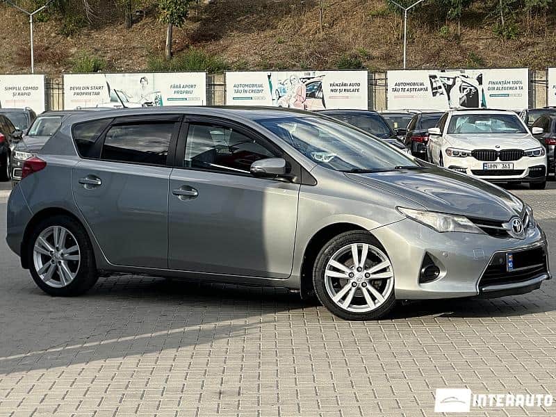 2014 Toyota Auris