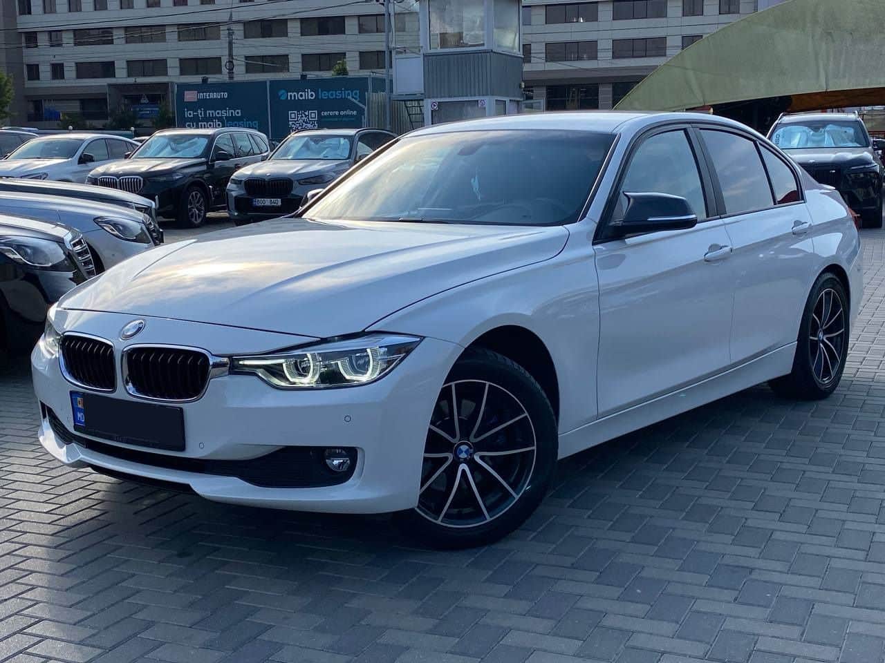 2012 BMW 320