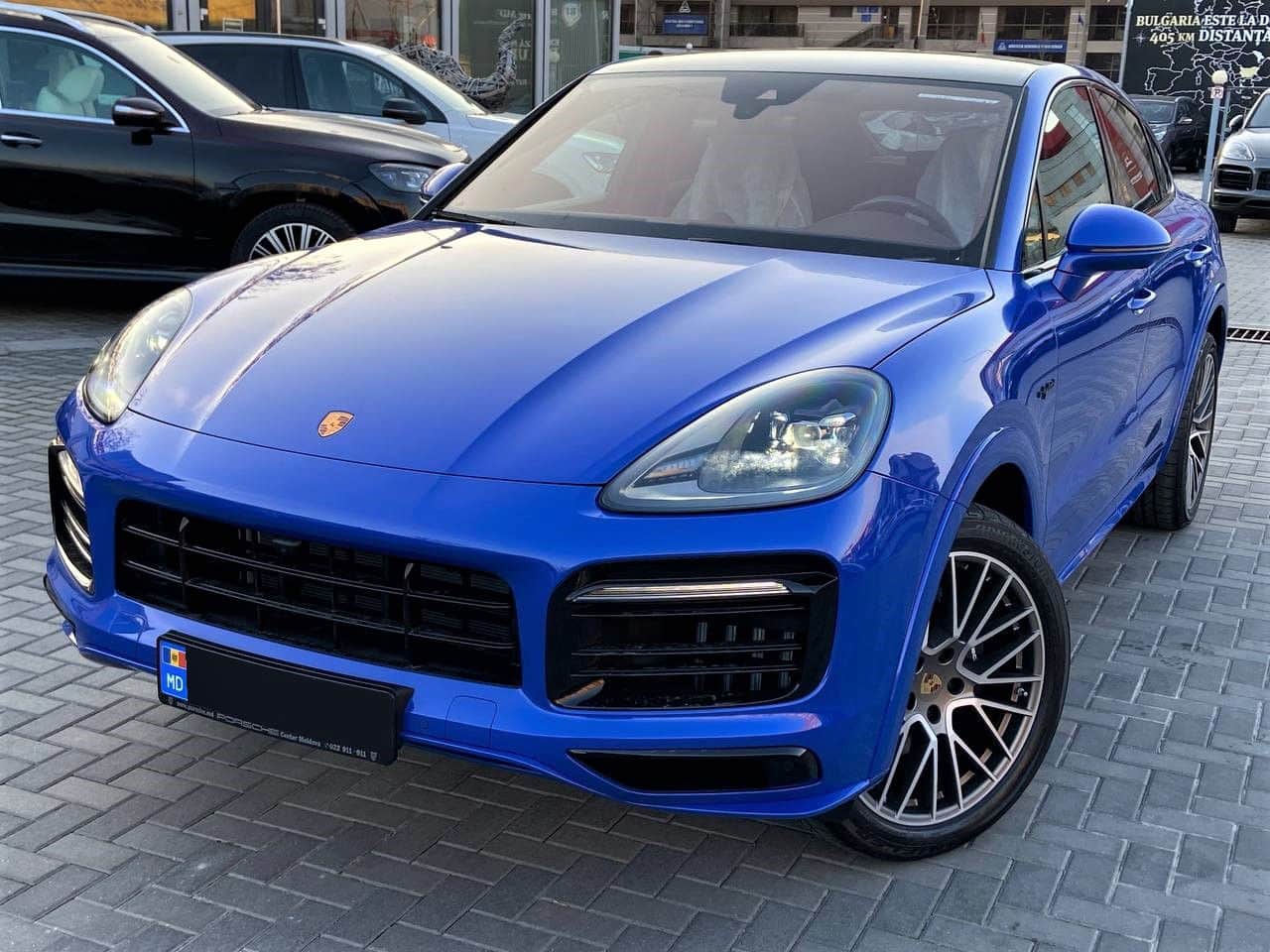 2023 Porsche Cayenne E-Hybrid Coupe
