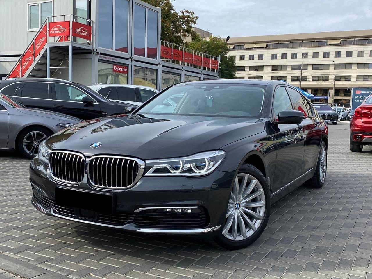 2018 BMW 740