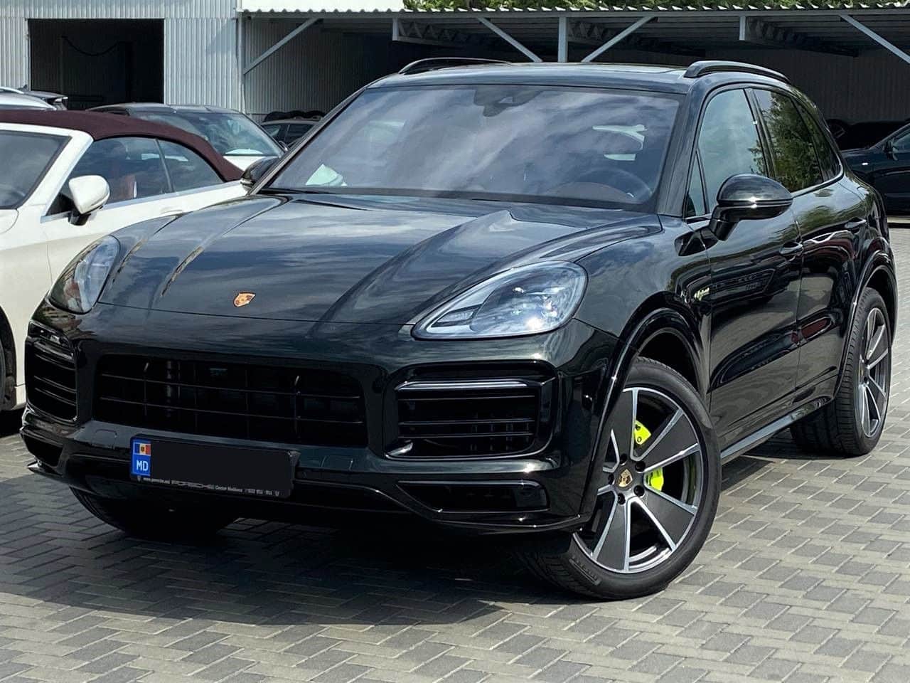 2023 Porsche Cayenne E-Hybrid