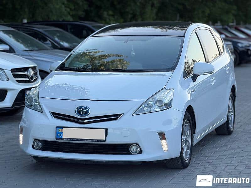 2012 Toyota Prius Plus / V