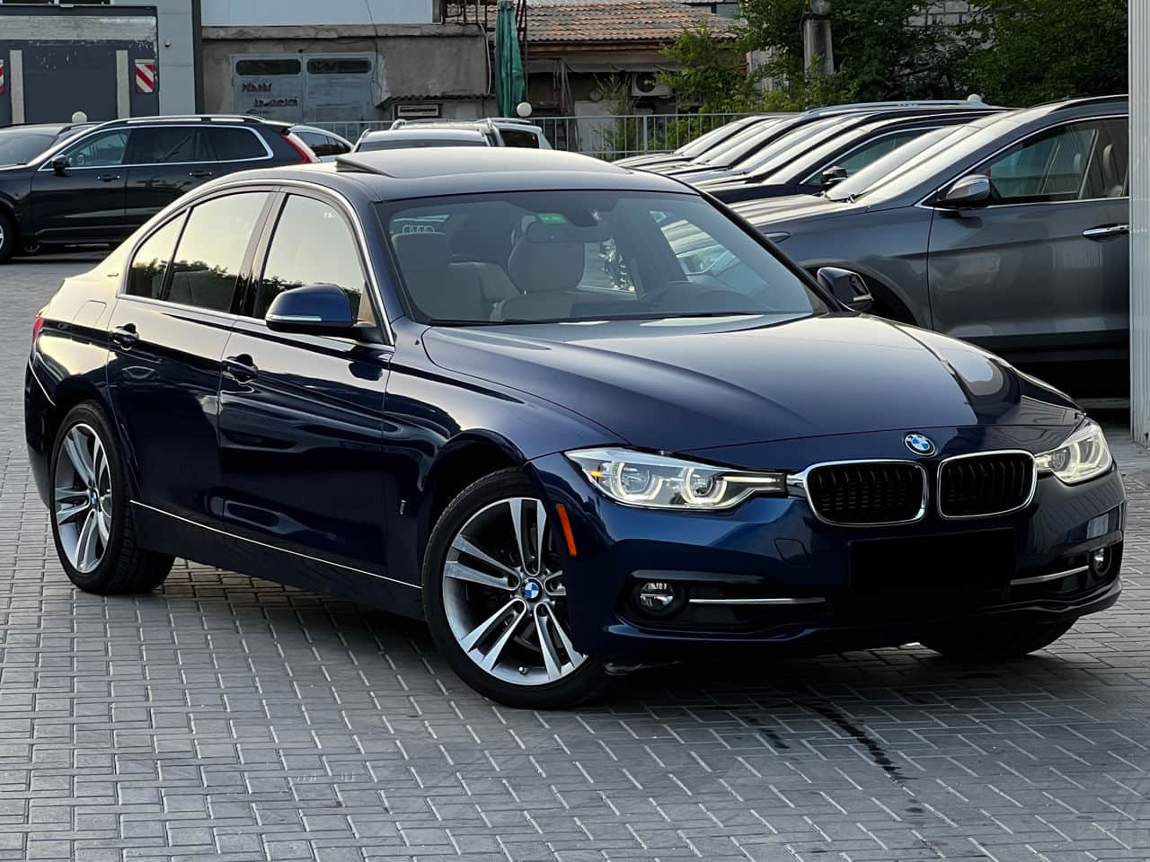 2018 BMW 330E