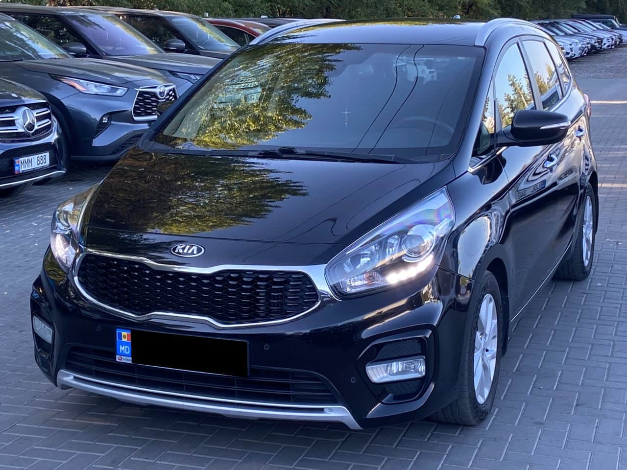 2016 Kia Carens