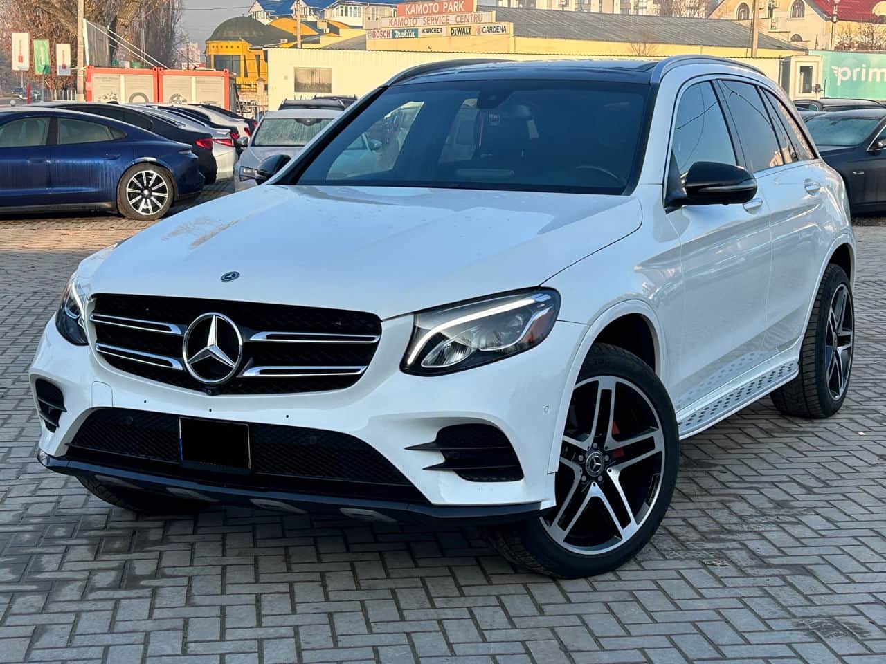 2017 Mercedes GLC 300