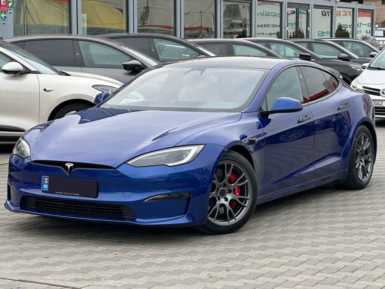2022 Tesla Model S Plaid