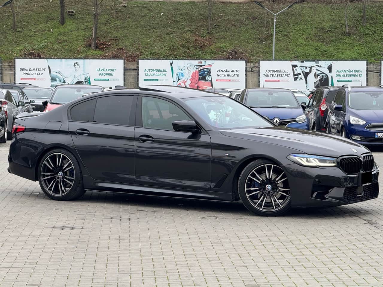2017 BMW 525