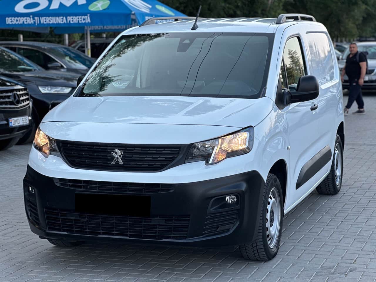 2022 Peugeot Partner