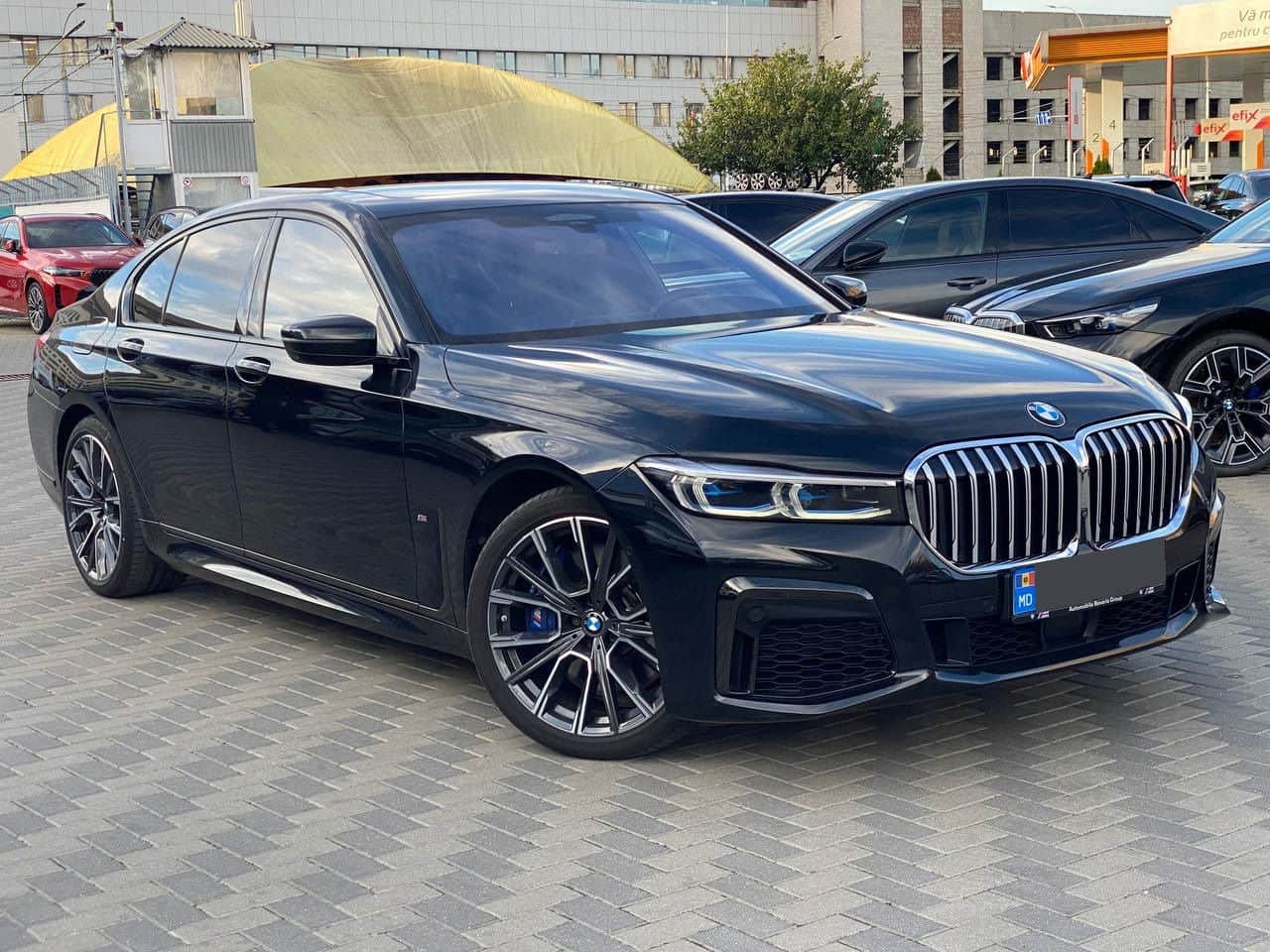 2020 BMW 750