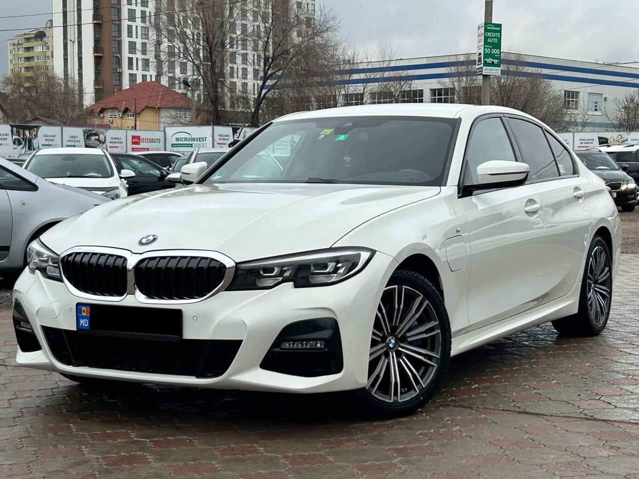 2019 BMW 330E