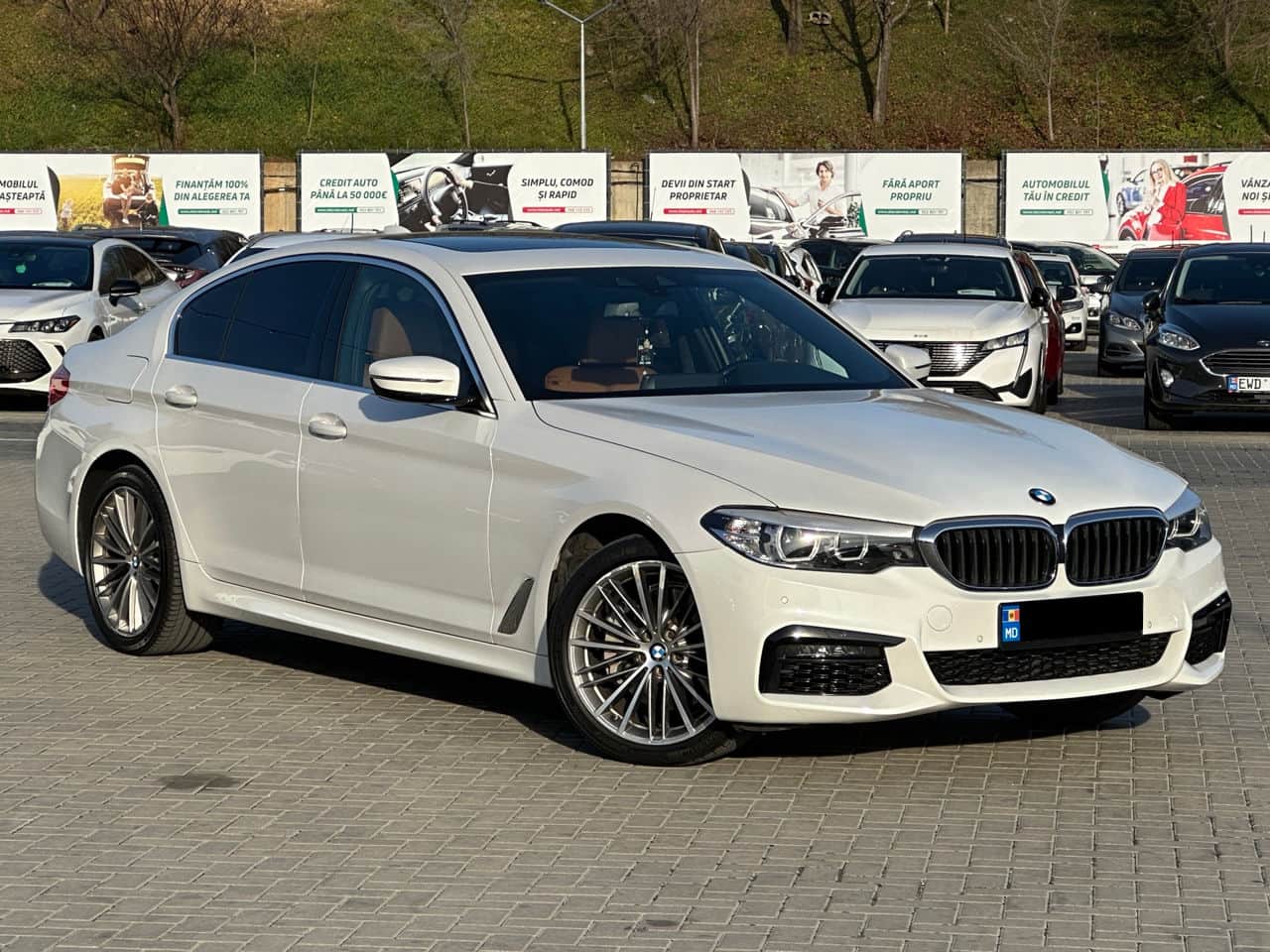 2019 BMW 530