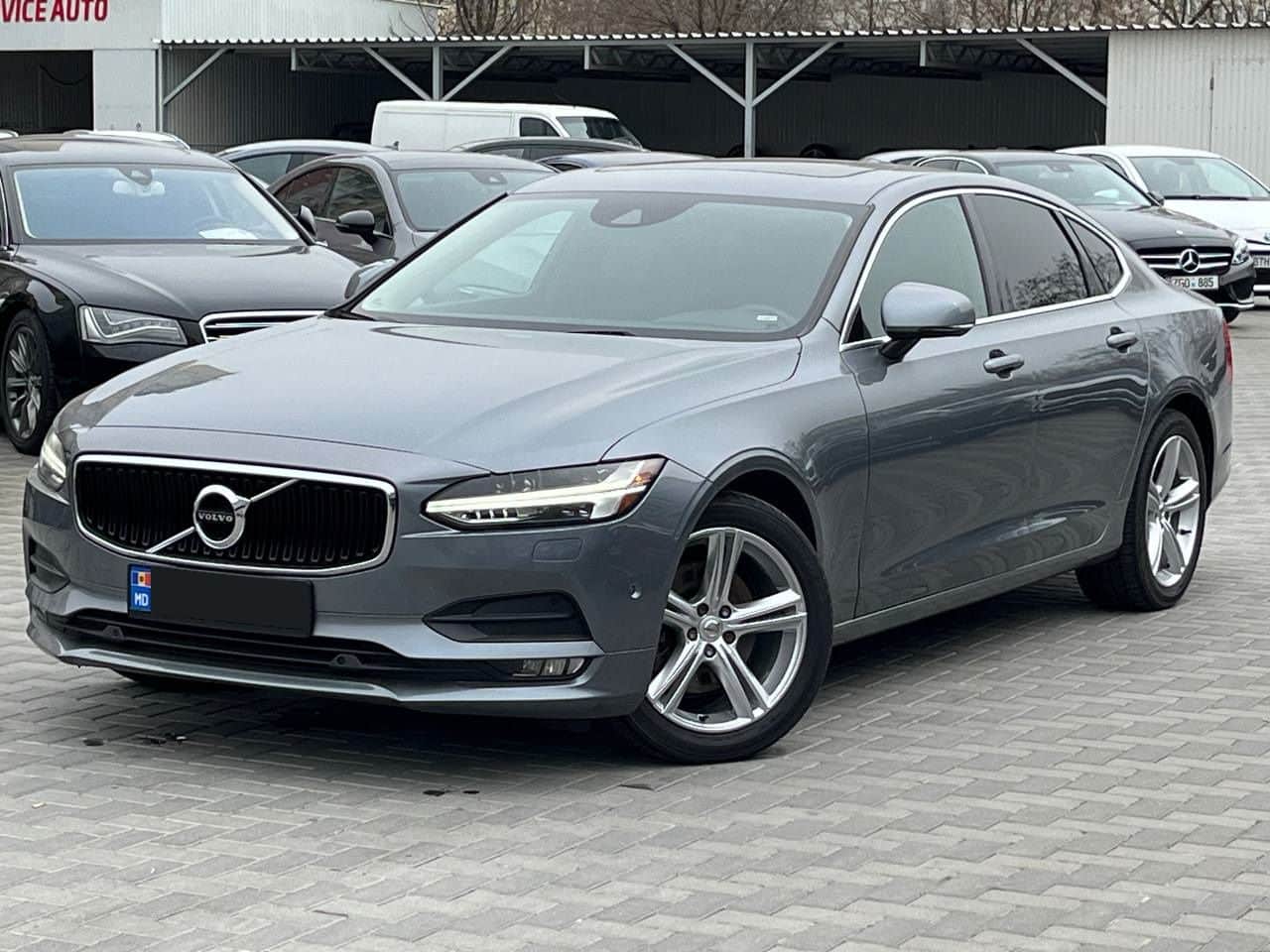 2017 Volvo S 90