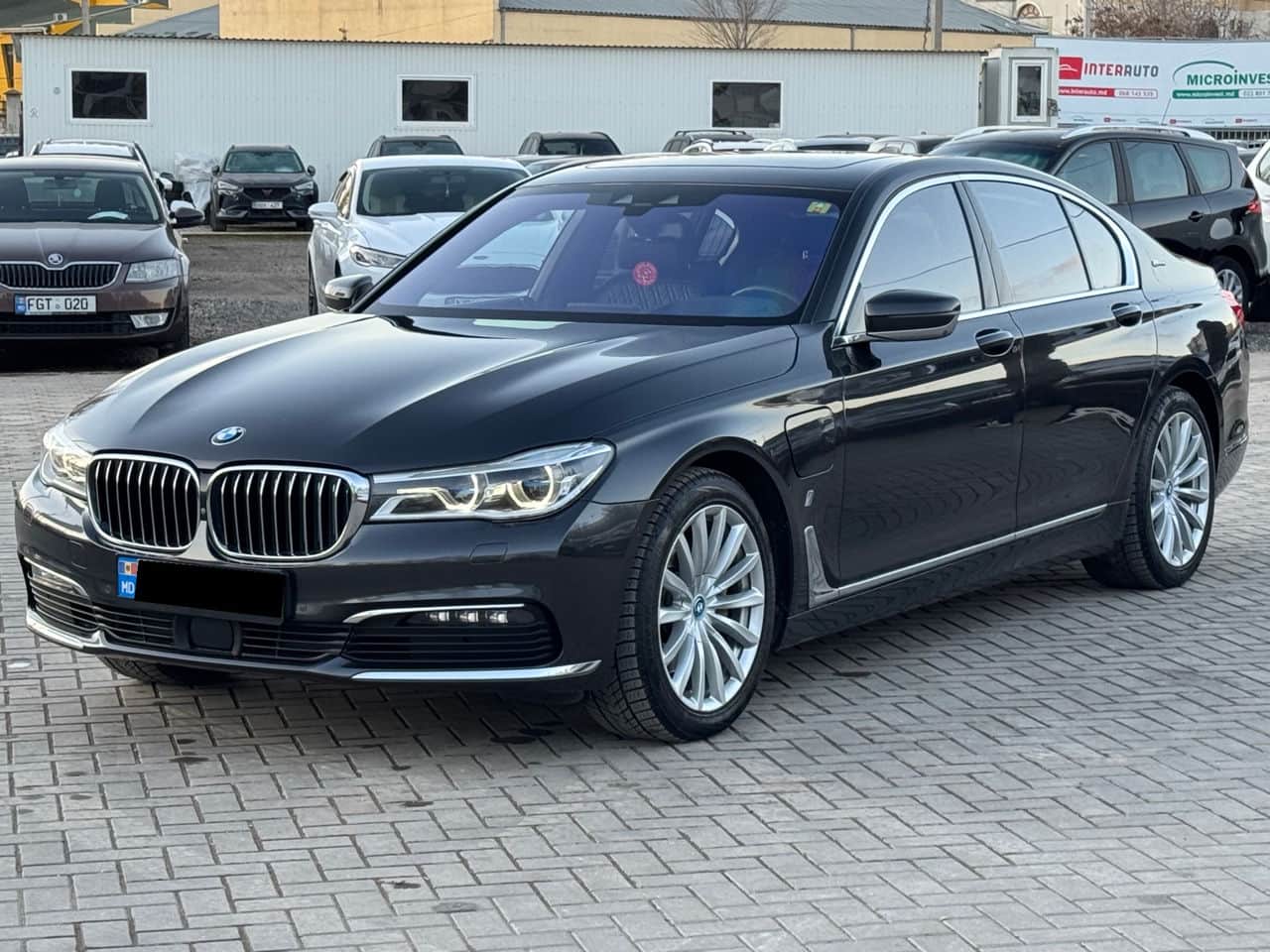2018 BMW 740e