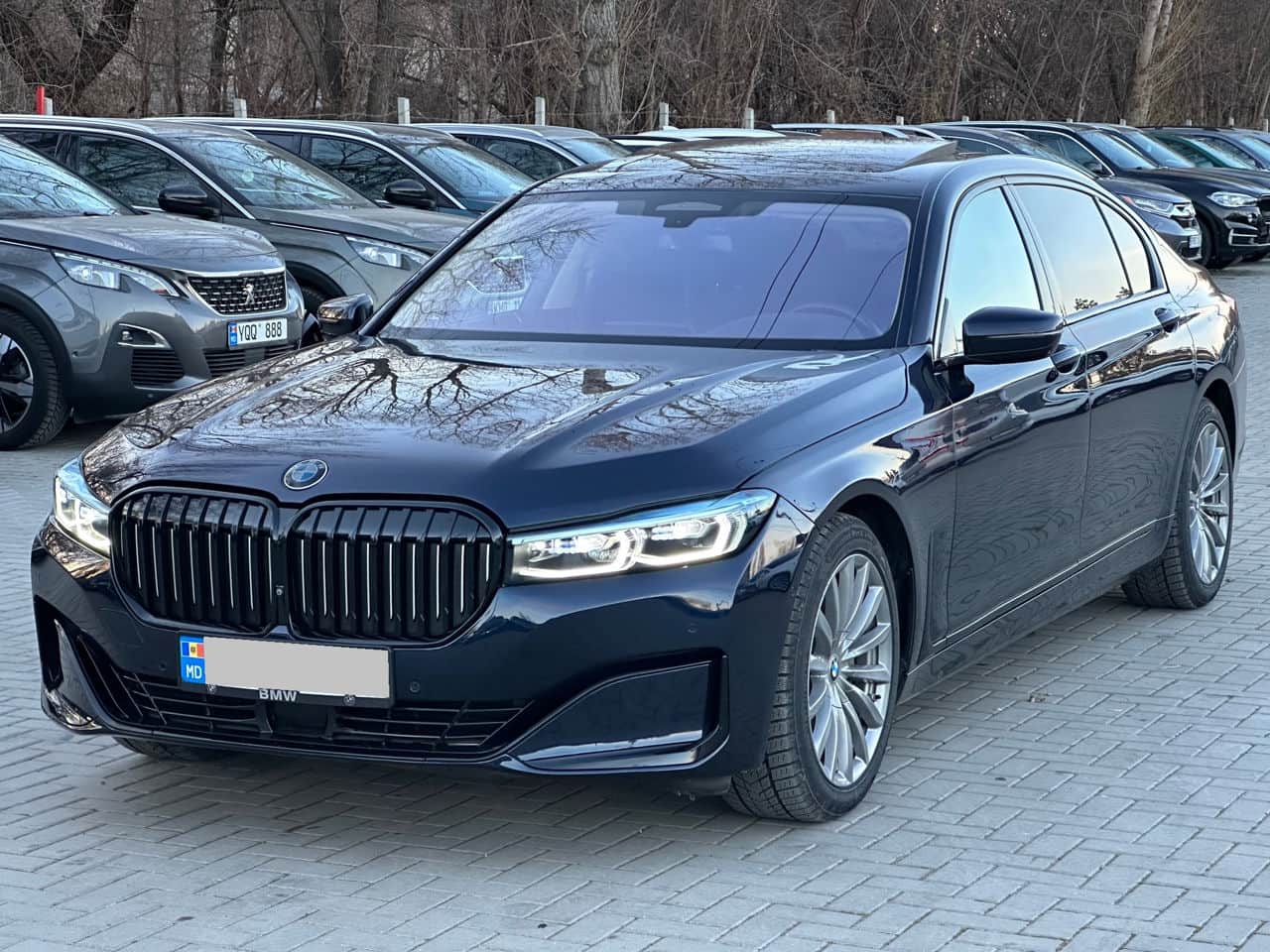 2020 BMW 740