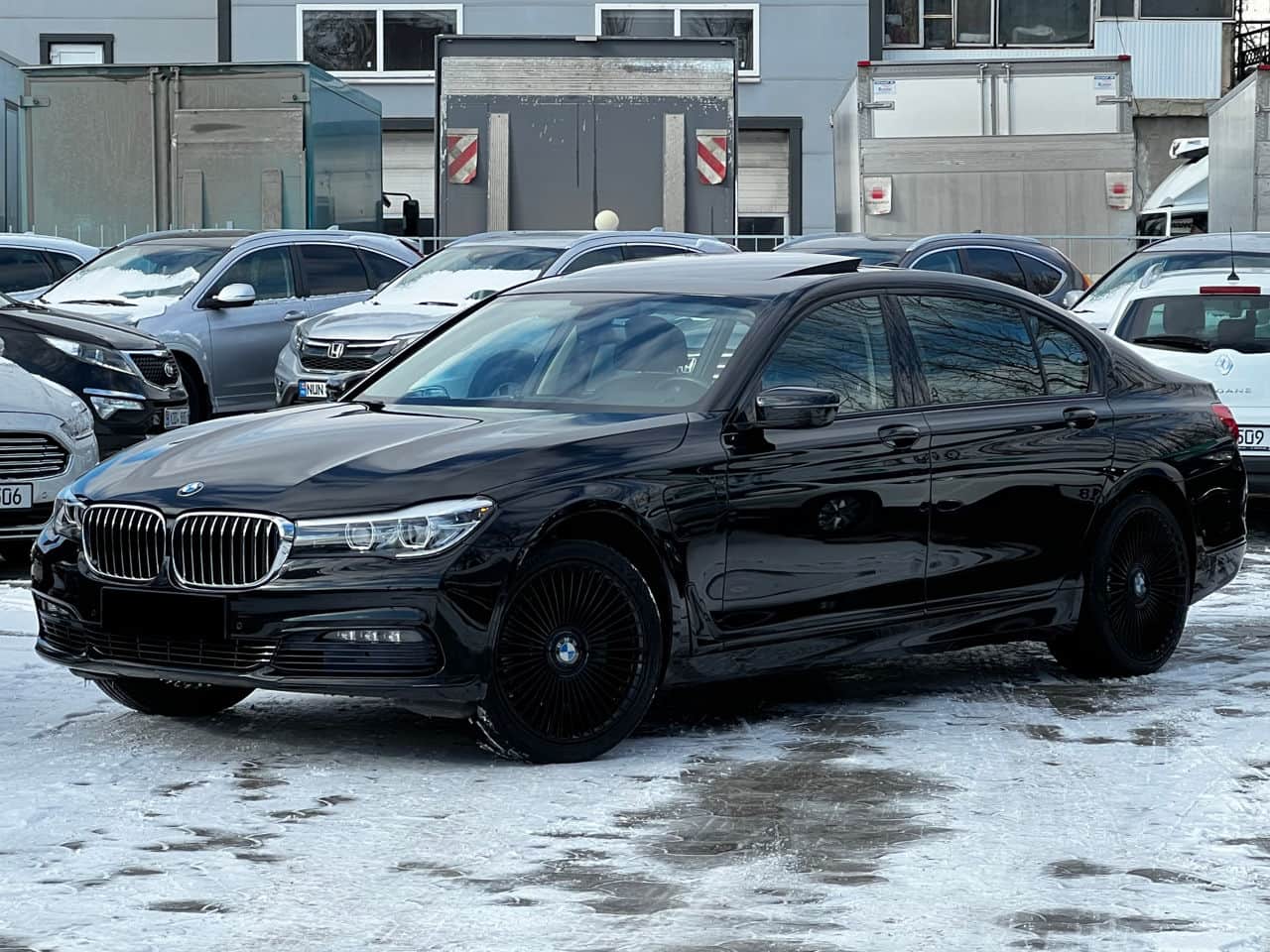 2016 BMW 740e