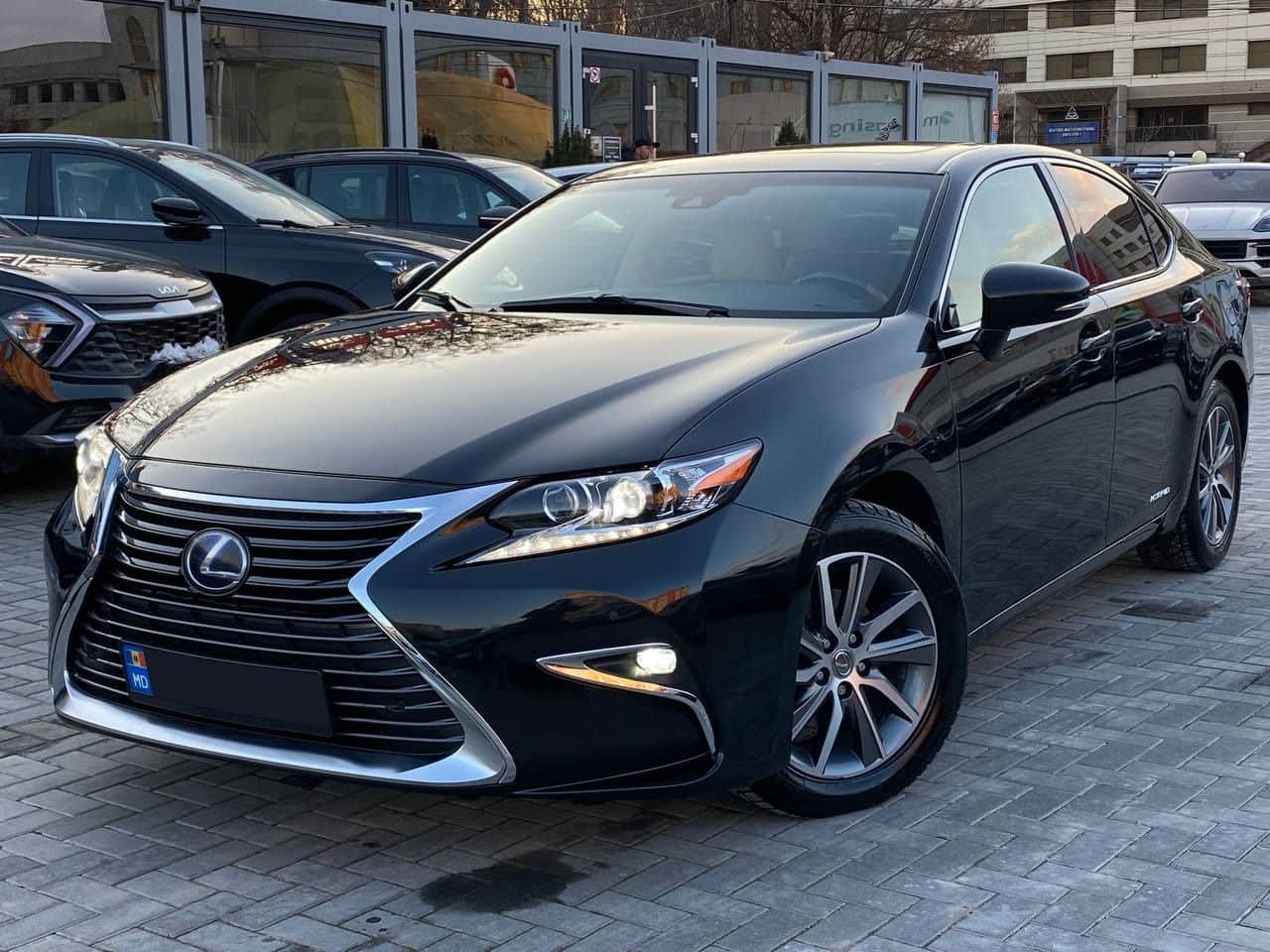 2017 Lexus ES 300h