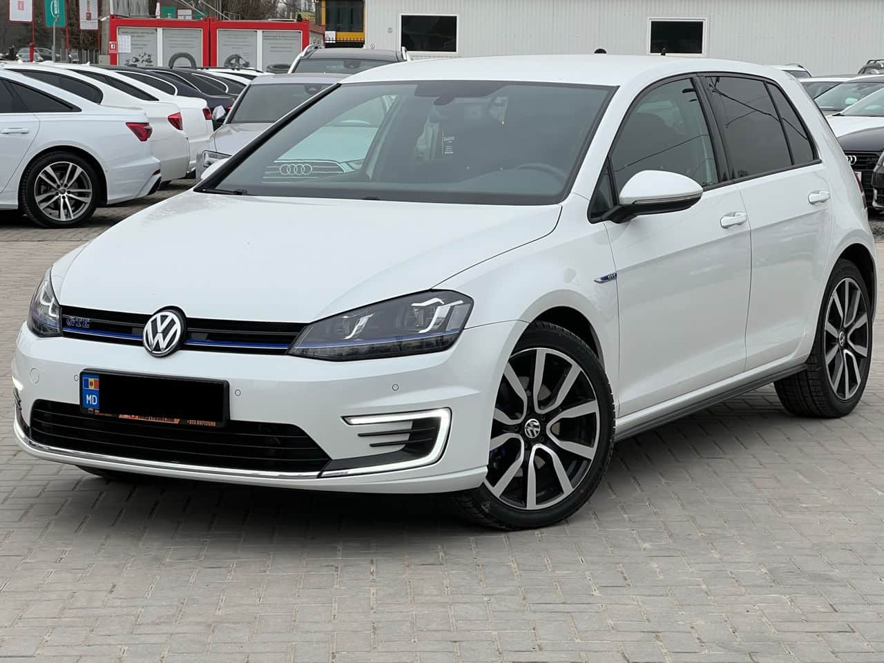 2015 Volkswagen Golf GTE