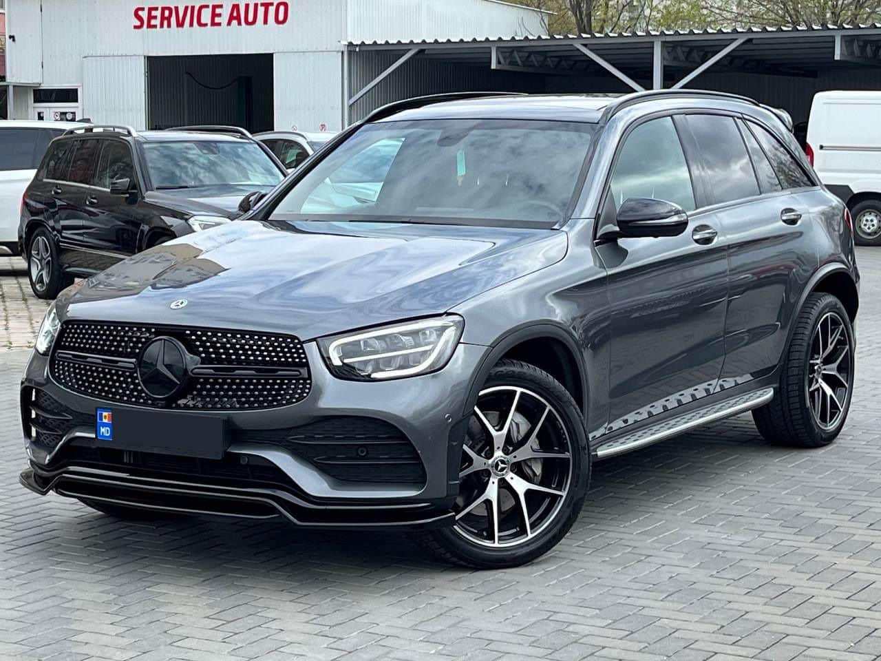 2019 Mercedes GLC 300