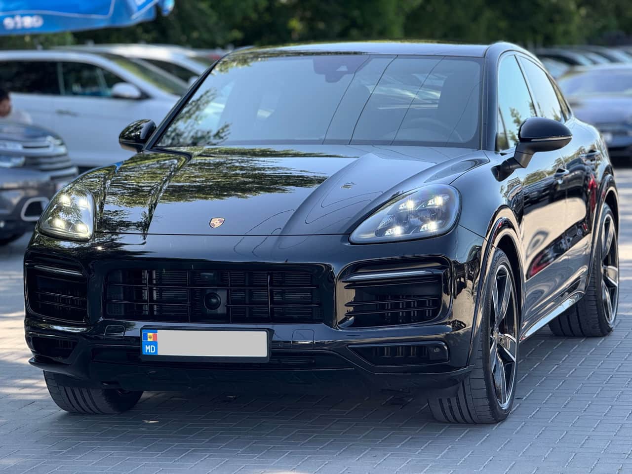 2021 Porsche Cayenne E-Hybrid Coupe