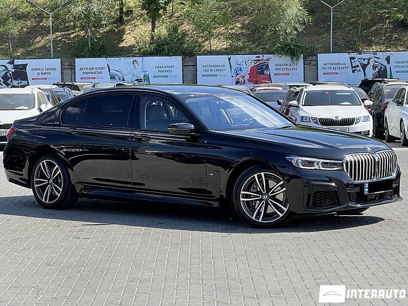 2020 BMW 730
