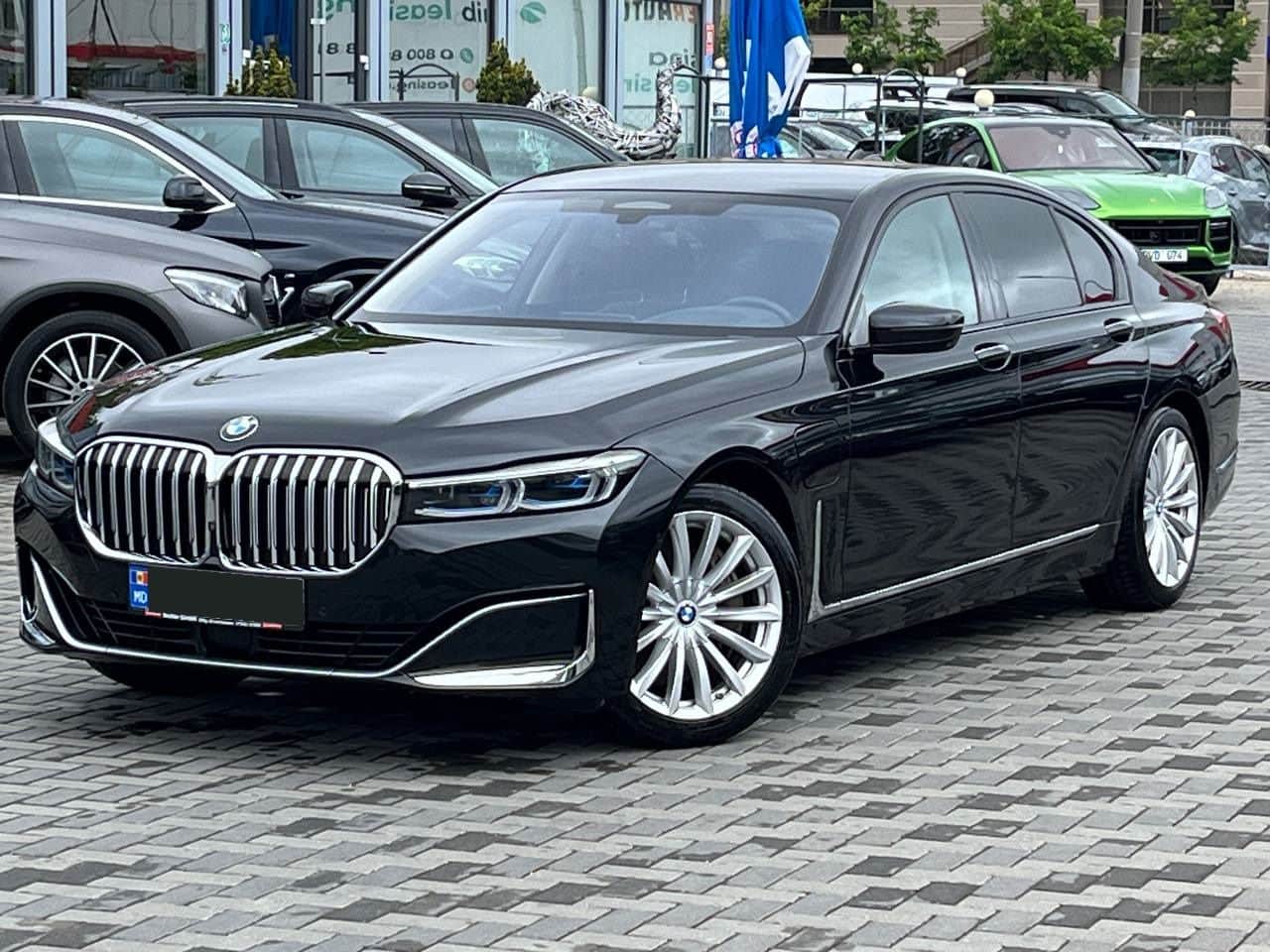 2020 BMW 745e