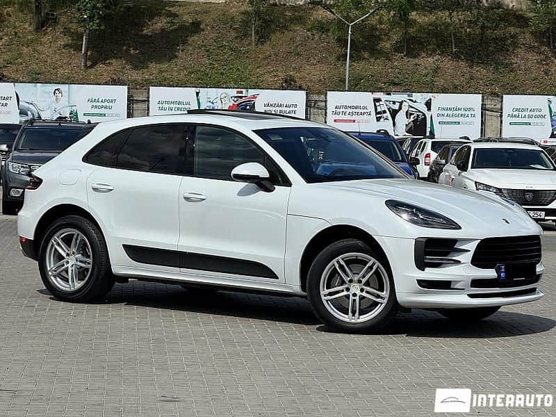2016 Porsche Macan