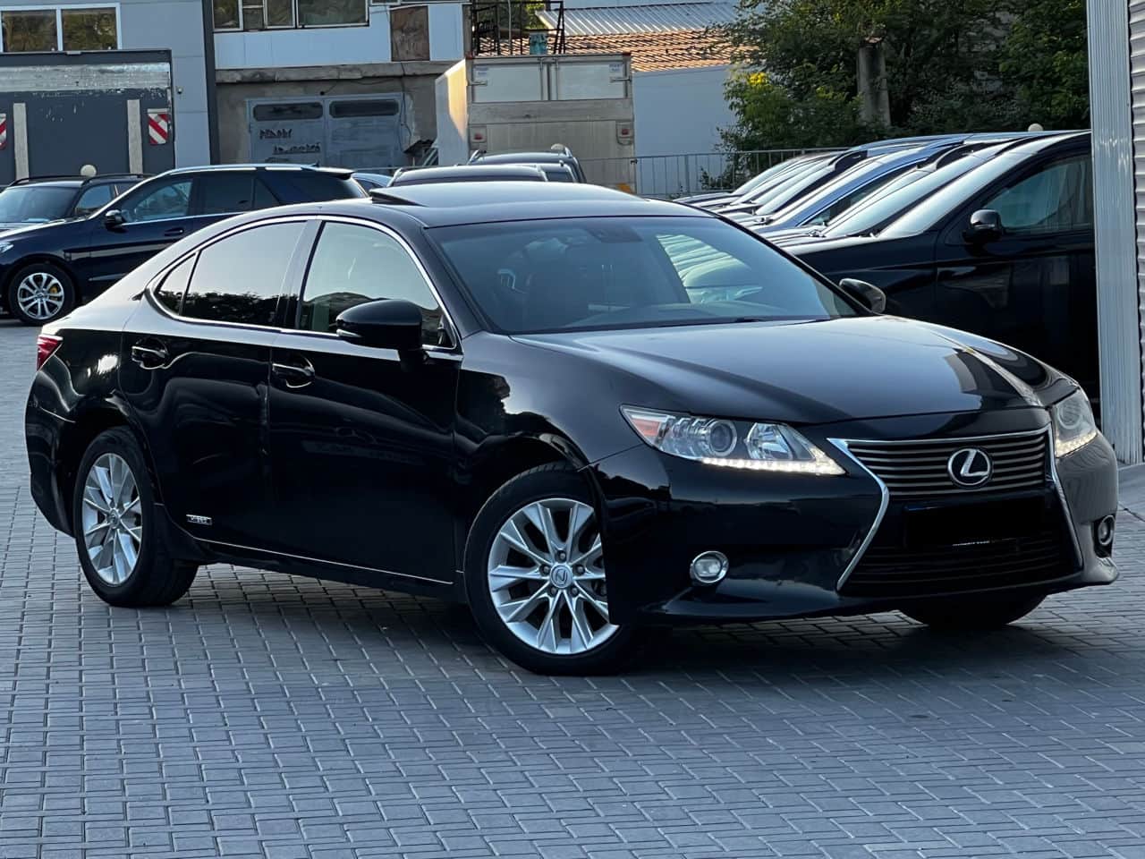 2015 Lexus ES 300h
