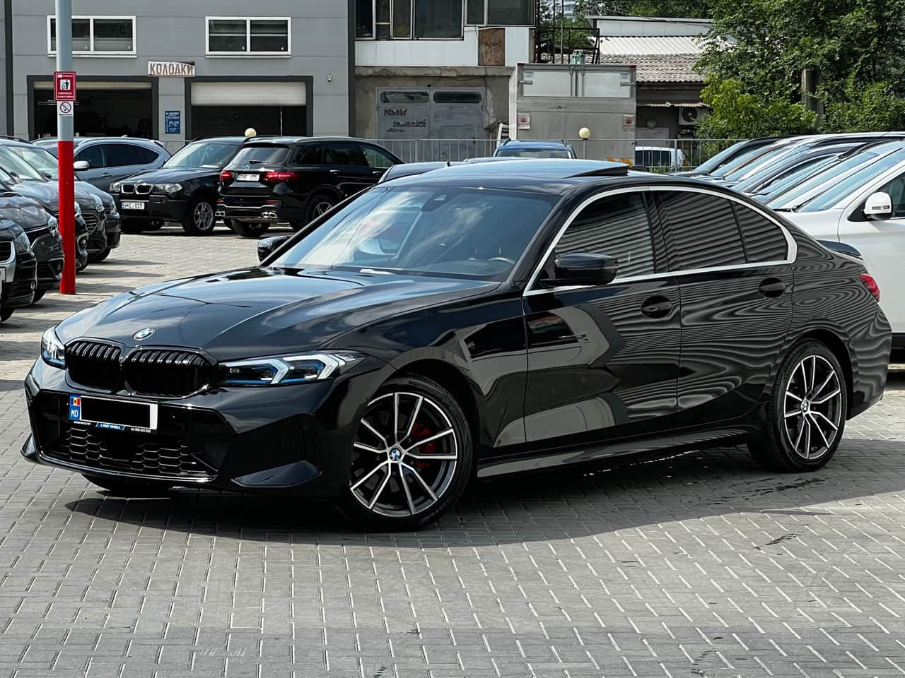 2019 BMW 330