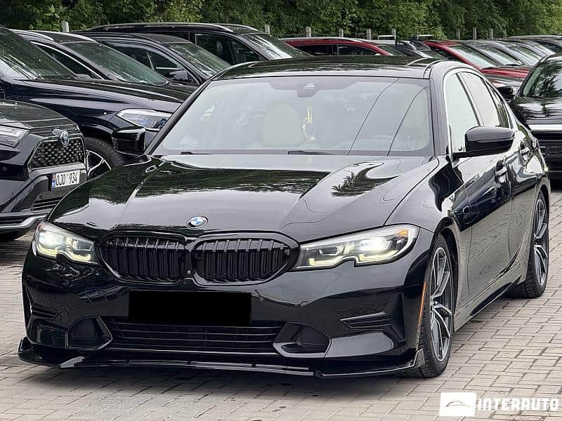 2019 BMW 330