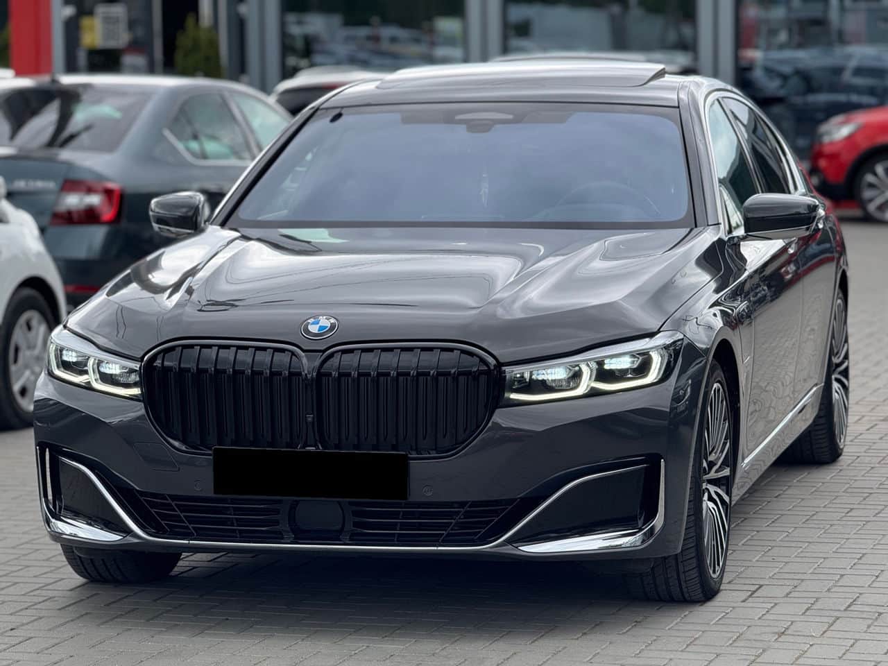 BMW 745e 2020