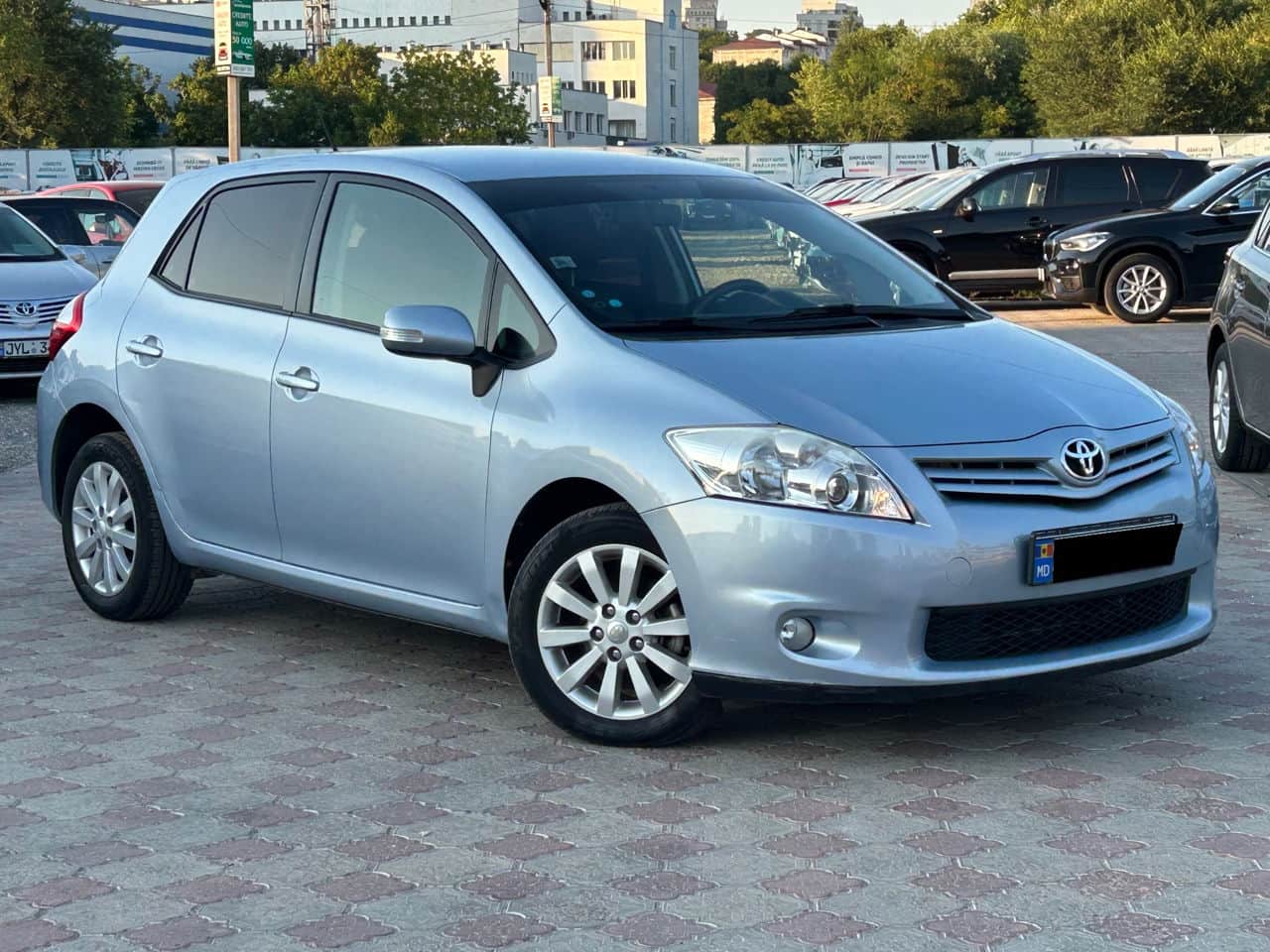 2011 Toyota Auris