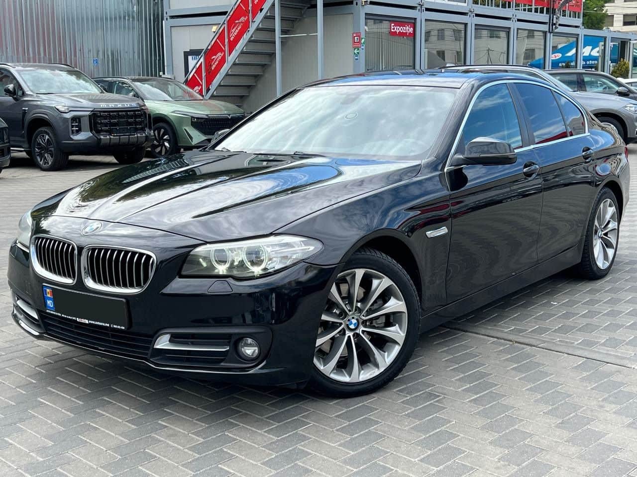 2016 BMW 520