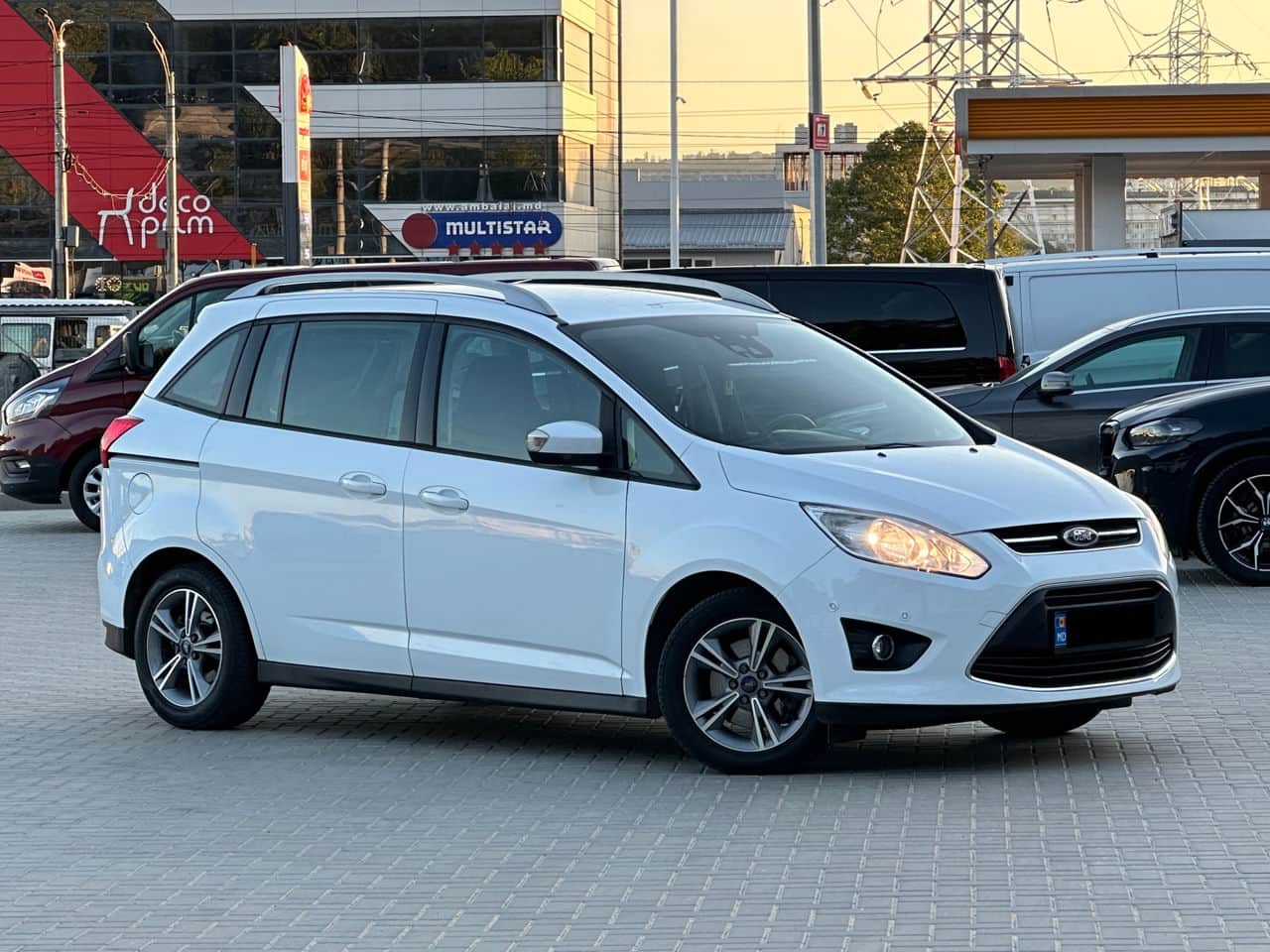 2014 Ford Grand C-MAX