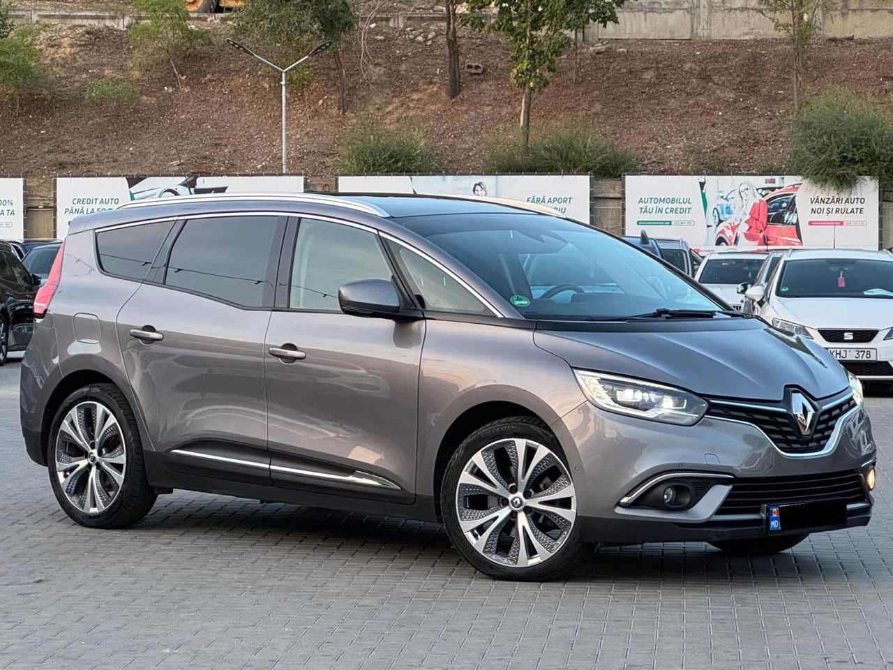 2017 Renault Grand Scenic