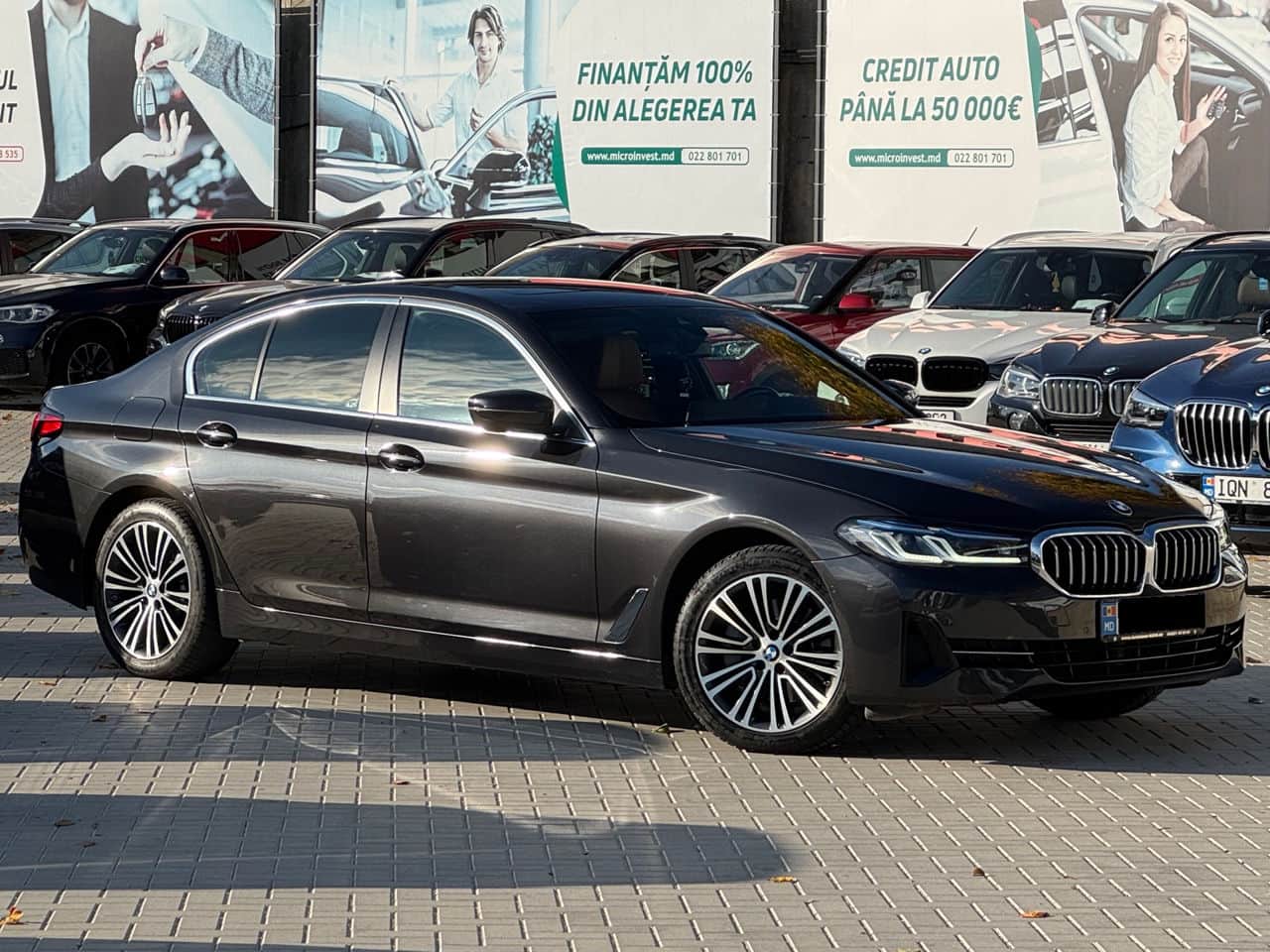 2021 BMW 520