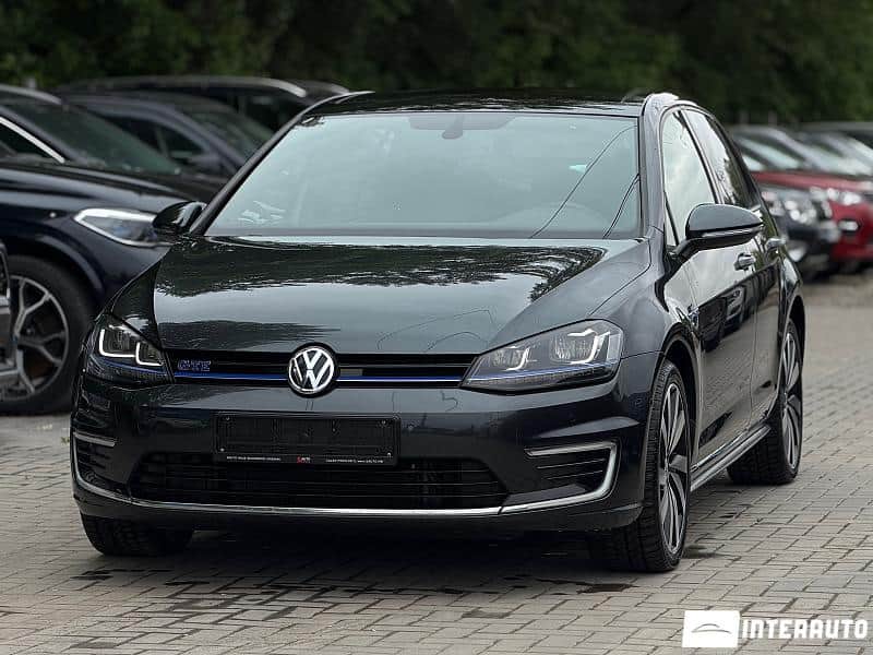 2015 Volkswagen Golf GTE