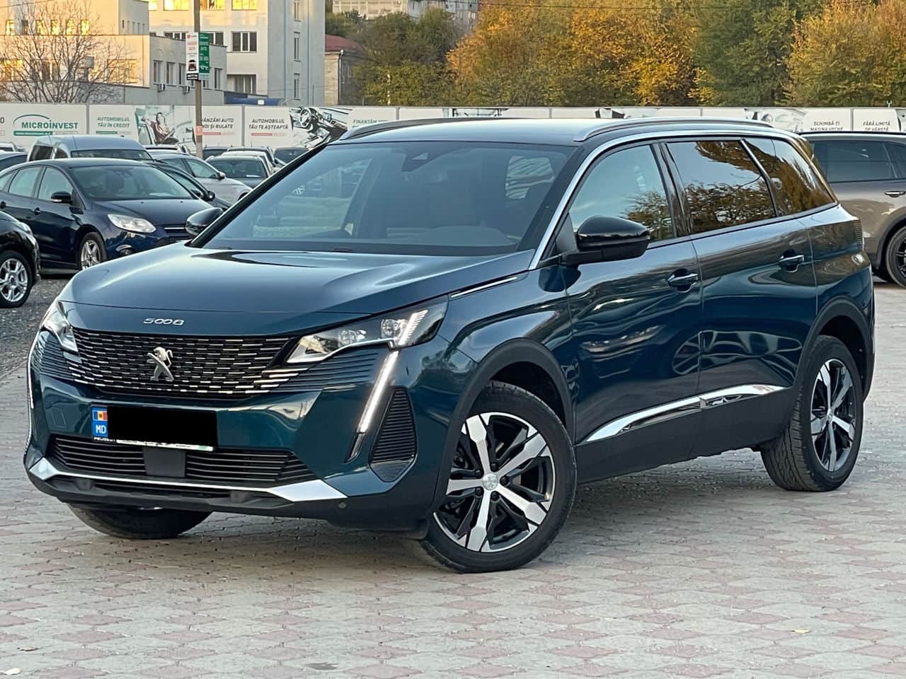 2023 Peugeot 5008