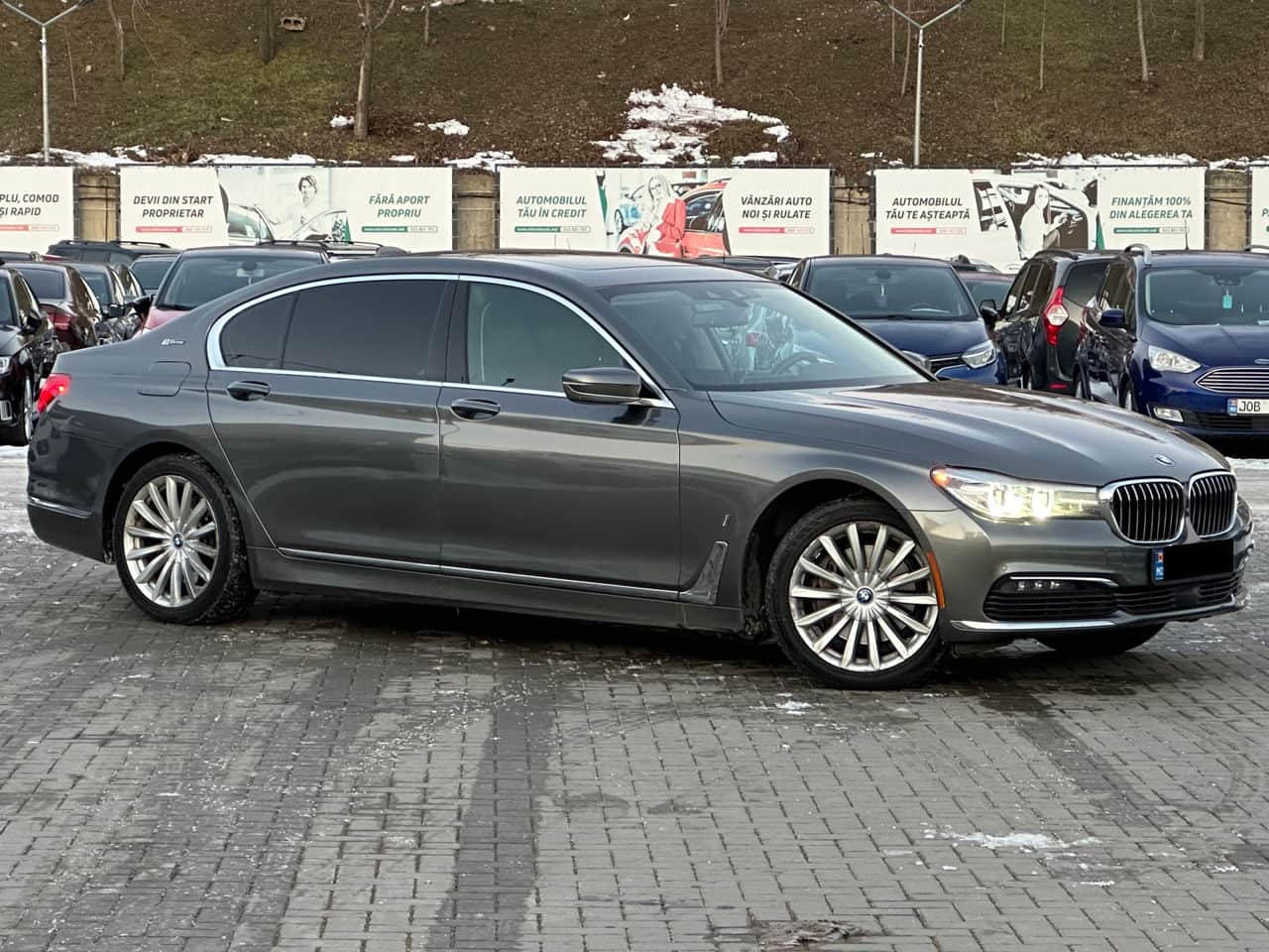 2017 BMW 740e