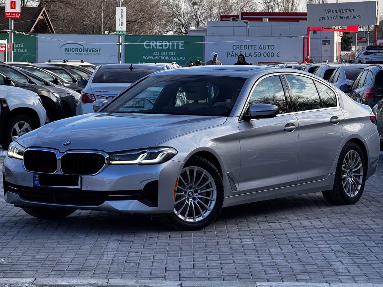 2021 BMW 530
