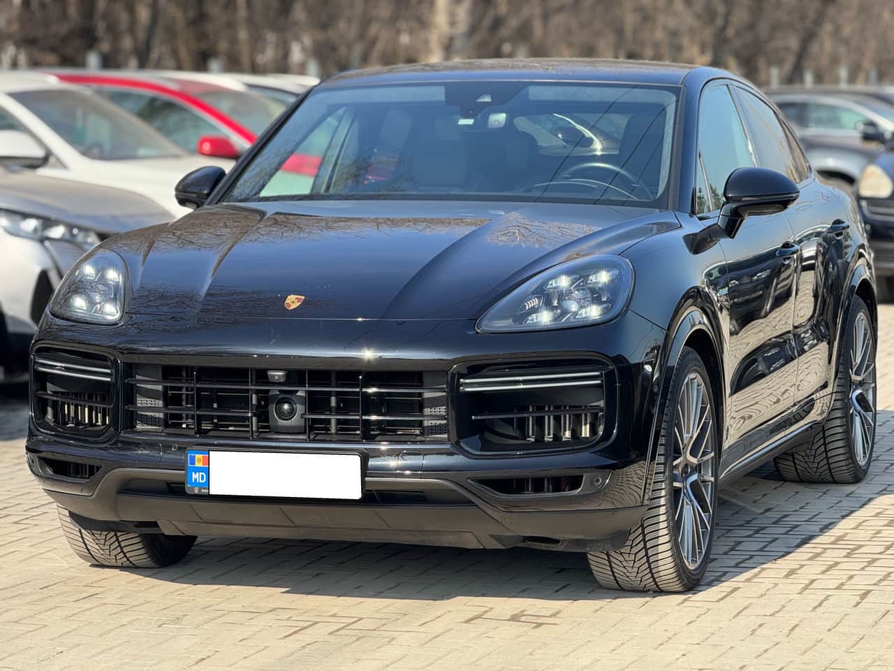 2020 Porsche Cayenne Turbo S-E Hybrid Coupe