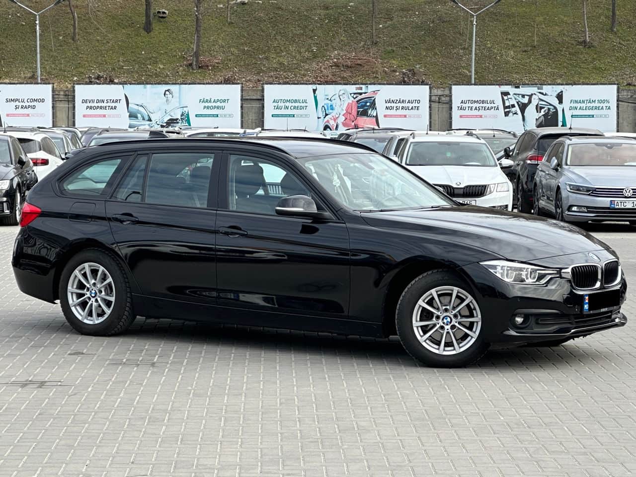 2017 BMW 318