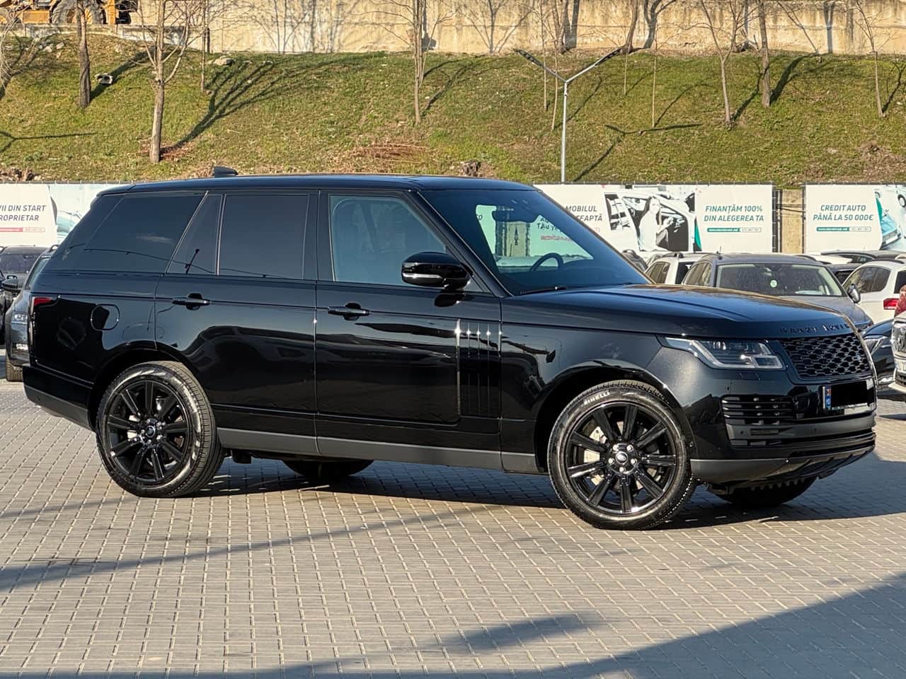 2021 Land Rover Range Rover Vogue