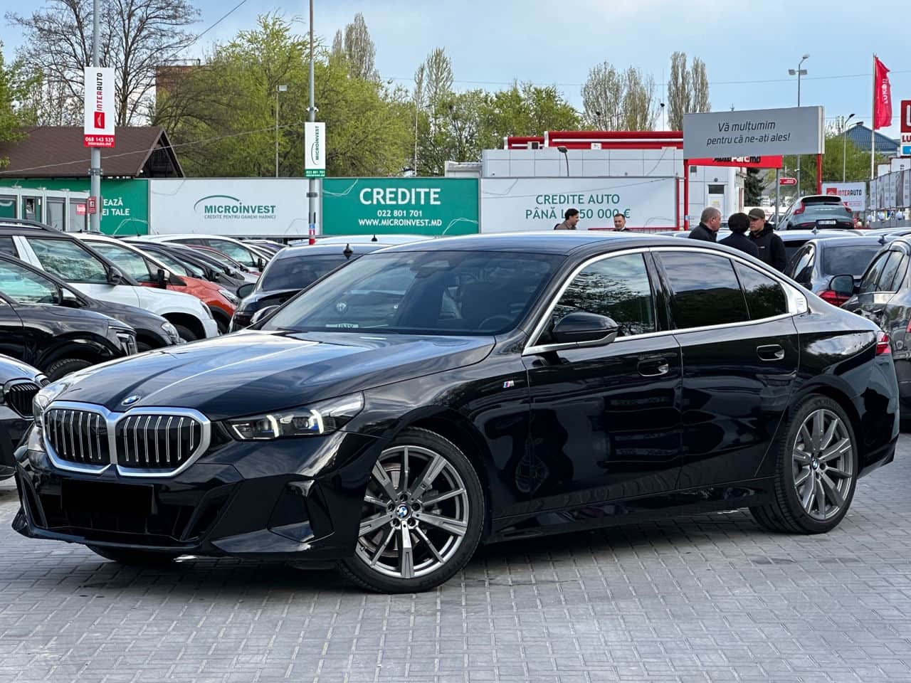 2023 BMW 520