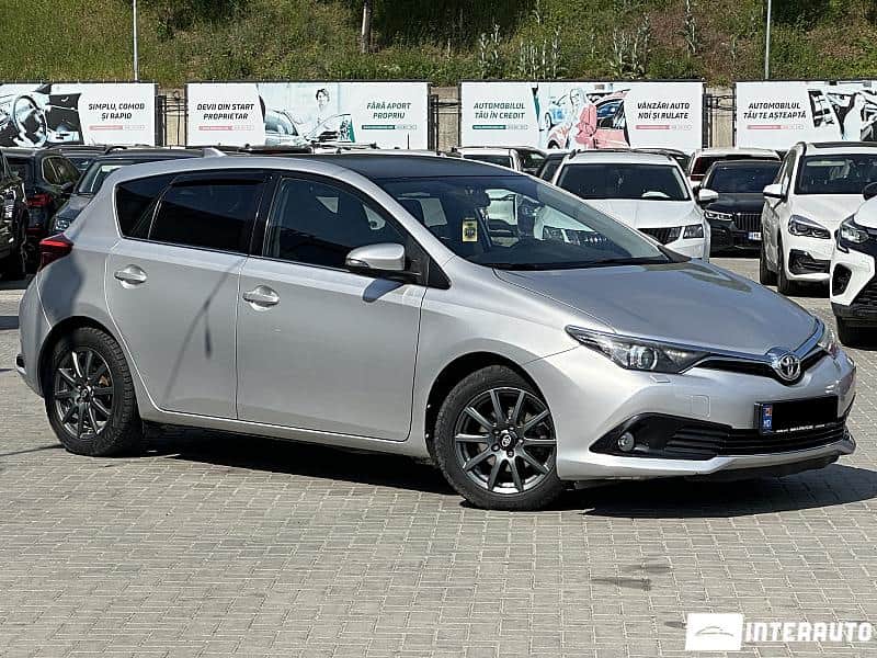 2016 Toyota Auris