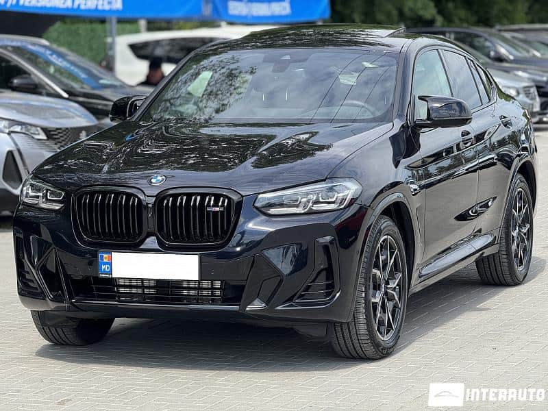 2025 BMW X4 M4.0i
