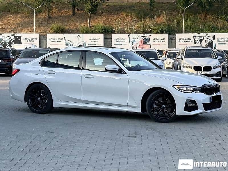 BMW 330 2020